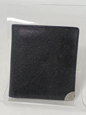 二つ折りレザーカードケース|MCM