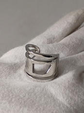 ステンレススチール製　バンドリング|DIESEL