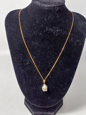 K18ネックレス|不明