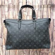 ブリーフケース・エクスプローラー|LOUIS VUITTON