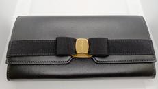 FERRAGAMO長財布|FERRAGAMO