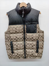 ダウンベスト シグネチャー|COACH
