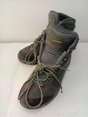 トレッキングブーツ　GRY|LOWA