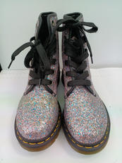 6ホール　ハイカットブーツ　PNK|DR.MARTENS