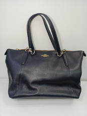 トートバッグ　NVY|COACH