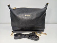 ショルダーバッグ　BLK|FURLA