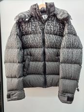 ダウンジャケット　GRY|DIESEL
