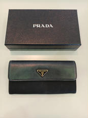 二つ折り長財布|PRADA