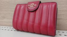 2つ折り財布|COACH