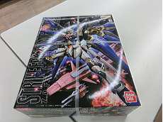 ストライクフリーダム|BANDAI