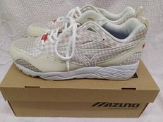 スニーカー|MIZUNO
