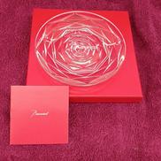 スウィングプレート|BACCARAT