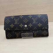 ポルトモネクレディ|LOUISVUITTON