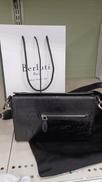 アンジュール・ド・ポッシュメッセンジャー|BERLUTI
