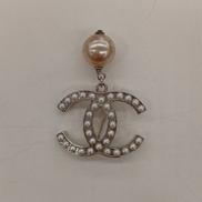 シャネル ココマーク スイングブローチ|CHANEL