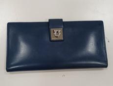 長財布|FERRAGAMO