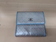 三つ折り財布|CHANEL