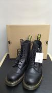 8ホールブーツ  ブラック|DR.MARTENS
