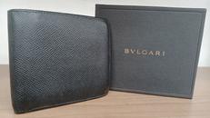 二つ折り財布|BVLGARI