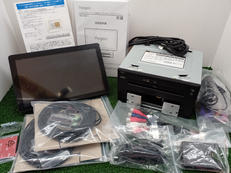 9インチ フローティングナビ|REGEO