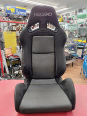 セミバケットシート|RECARO