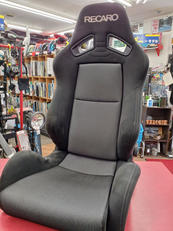 セミバケットシート|RECARO