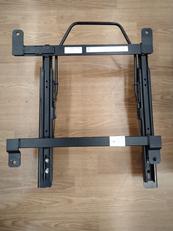 シートレール|BRIDE