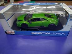 1/18スケールモデルカー|MAISTO