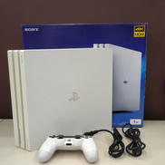 PS4 PRO グレイシャーホワイト 1TB