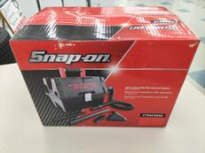 使用感なし！　コードレスバキュームクリーナー|SNAP-ON