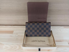 ポルトフォイユ・プラザ|LOUIS VUITTON