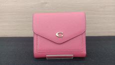 ウィンスモールウォレット レザー三つ折り財布|COACH