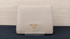 二つ折り財布|PRADA