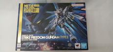 ストフリ弐式 METARUROBOT|バンダイ