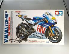 ヤマハ　YZR-M1 '90|タミヤ