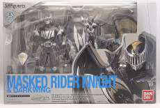 S.H.FIGUARTS 仮面ライダーナイト&ダークウイング|BANDAI