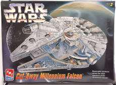 CUT-AWAY MILLENNIUM FALCON|AMT/ERTL
