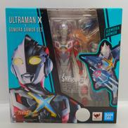 ウルトラマンエックス＆ゴモラアーマーセット|BANDAI