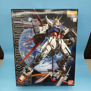 MG 1/100 GAT-X105 エールストライクガンダム|BANDAI