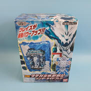 DXタテガミ氷獣戦記ワンダーライドブック|BANDAI