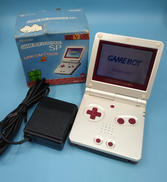 ゲームボーイアドバンスSP ファミコンカラー|NINTENDO / 任天堂