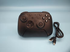 ULTIMATE 2 ブルートゥースコントローラー|8BITDO