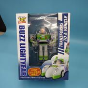 バズ・ライトイヤー トランスフォーム・ビークル|ディズニー