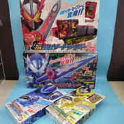 DX聖剣ソードライバー&DX刃王剣クロスセイバー|BANDAI