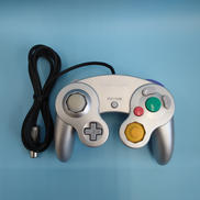 ニンテンドーゲームキューブ 純正コントローラー|NINTENDO / 任天堂