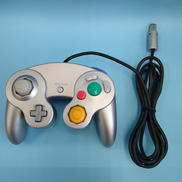 ニンテンドーゲームキューブ 純正コントローラー|NINTENDO / 任天堂