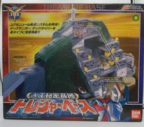 ウルトラマンコスモス|BANDAI