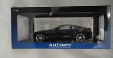 アストンマーチン V12 ヴァンテージ2010|AUTO ART/オートアート