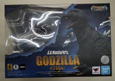 S.H.MONSTERARTS|BANDAI