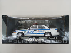1/18 POLICE DIVISION NYPD|AUTOART